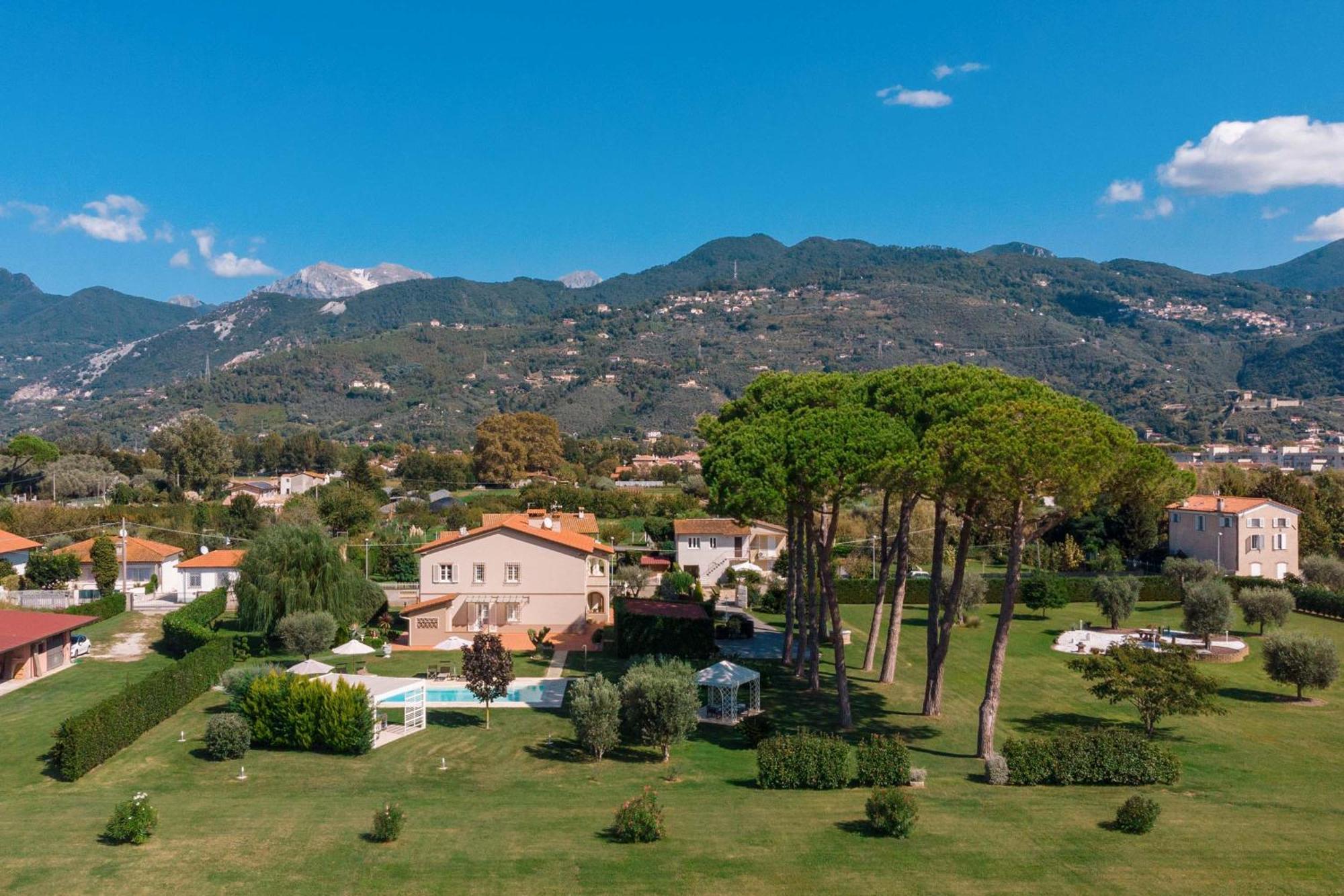 La Campagnola Bed & Breakfast Pietrasanta Exterior photo