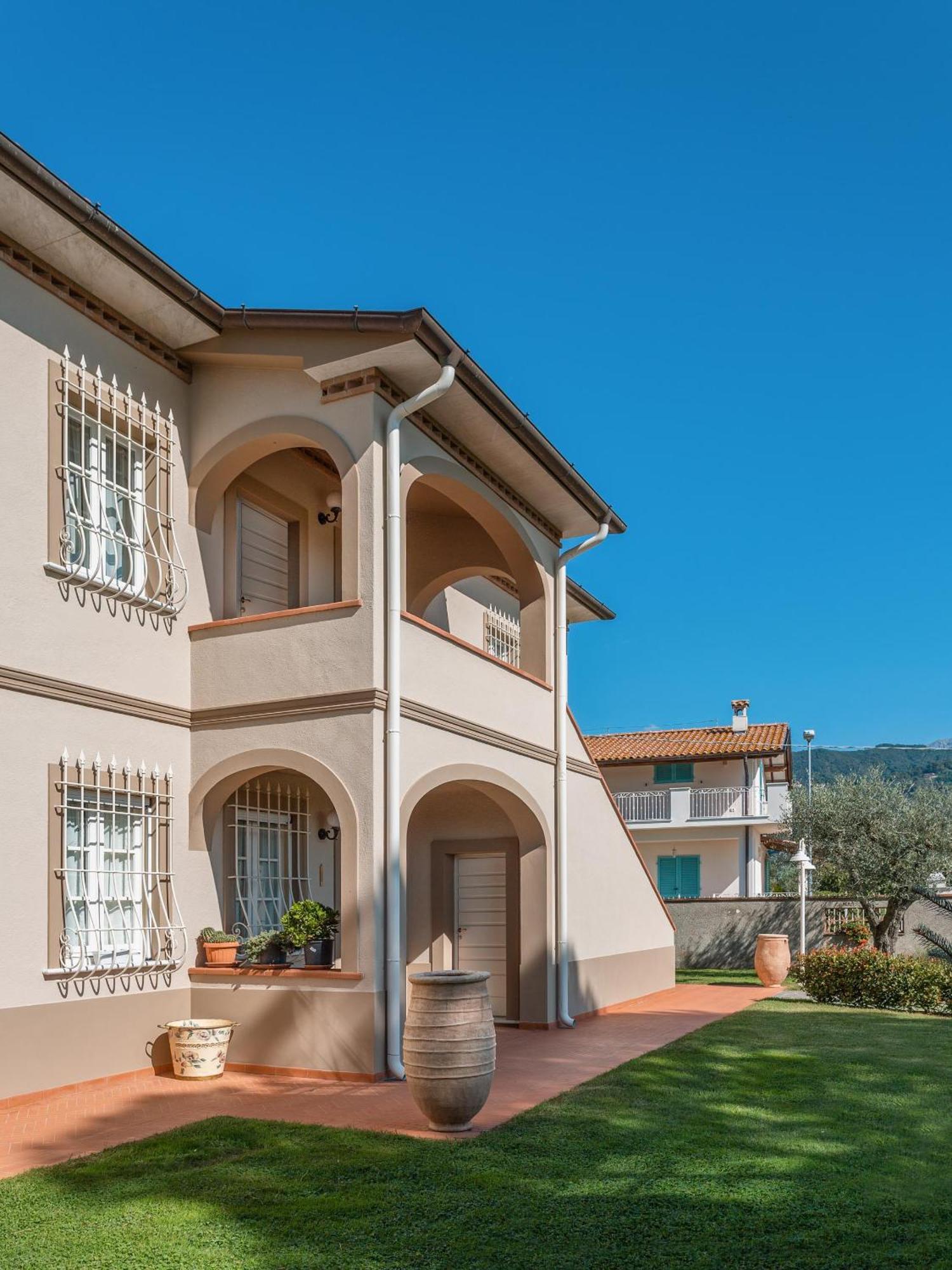 La Campagnola Bed & Breakfast Pietrasanta Exterior photo